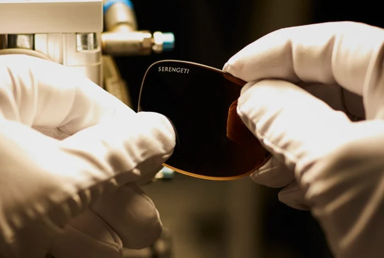 vérification de la conformité d'un verre de lunettes de soleil pour une facilitation d'adaptation Bouaye, saint-léger-les-vignes, port-saint-père, saint-mars-de-coutais
