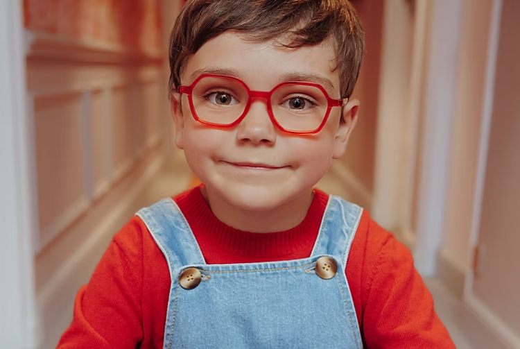 Comment bien choisir les lunettes de mon enfant ?