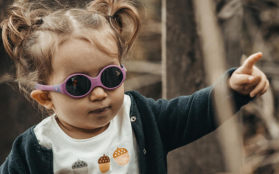 Quand mettre des lunettes de soleil à son bébé ?